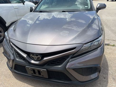 Used 2024 Toyota Camry SE FWD image 2