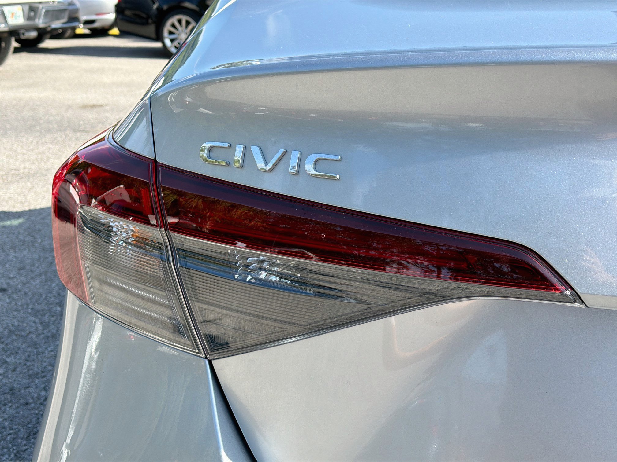 Used 2025 Honda Civic Sport image 10