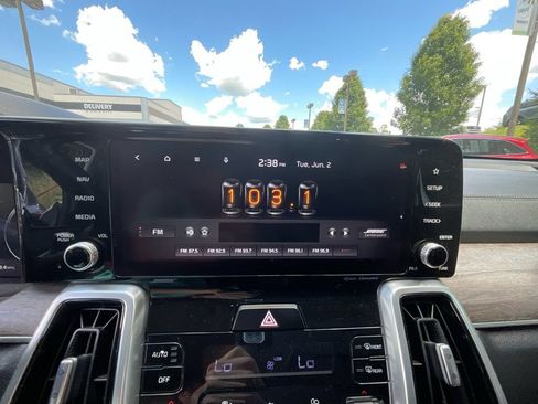 Used 2021 Kia Sorento SX Prestige AWD/4WD image 17