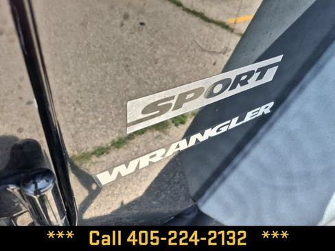 Used 2016 Jeep Wrangler Sport AWD/4WD image 14