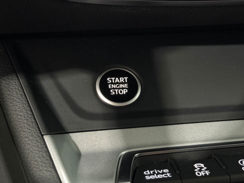 Used 2021 Audi Q3 2.0T Premium Plus AWD/4WD image 13