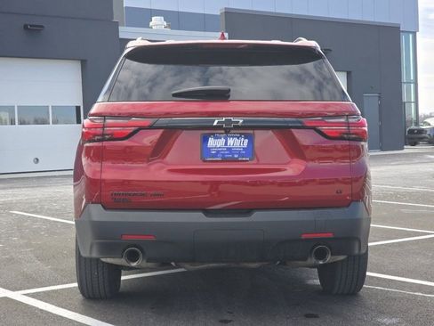 Used 2023 Chevrolet Traverse LT w/ Midnight/Sport Edition image 11