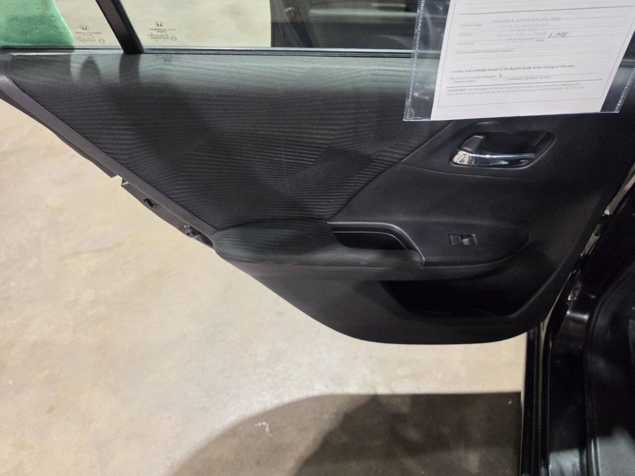Used 2015 Honda Accord LX image 26