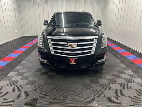 Used 2020 Cadillac Escalade Platinum AWD/4WD image 7