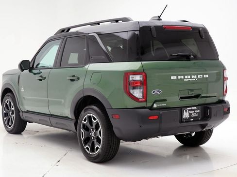 Used 2025 Ford Bronco Sport Outer Banks w/ Outer Banks Tech Package+ AWD/4WD image 6