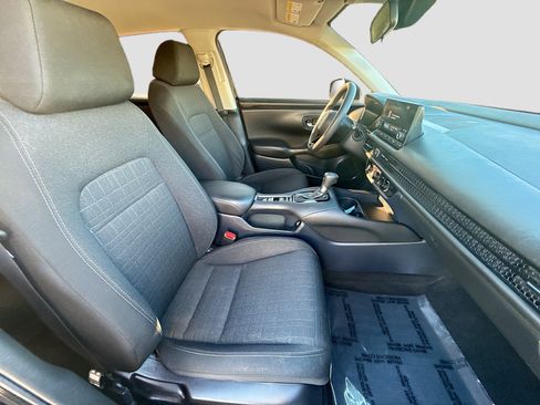 Used 2023 Honda HR-V LX image 30