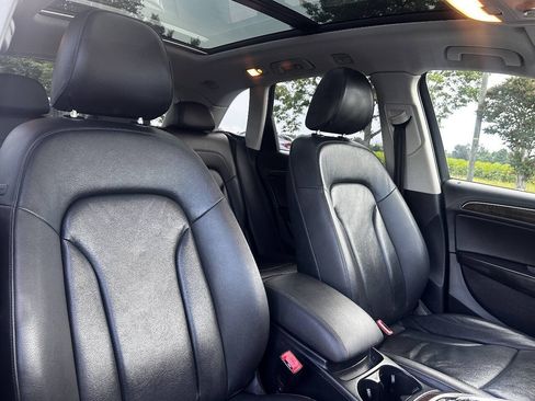 Used 2015 Audi Q5 2.0T Premium Plus w/ Technology Package AWD/4WD image 38