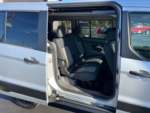 Used 2020 Ford Transit Connect XL image 38
