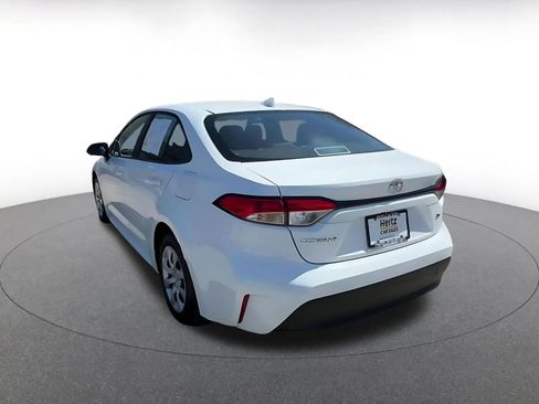 Used 2025 Toyota Corolla LE image 11