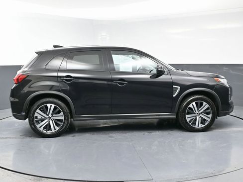 Used 2024 Mitsubishi Outlander Sport SE image 8