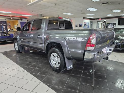 Used 2015 Toyota Tacoma 4x4 Double Cab w/ TRD Off-Road Package image 6