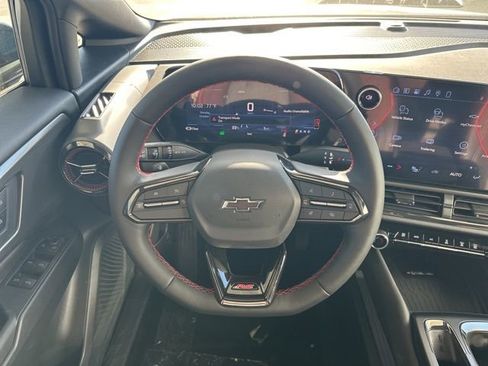 New 2026 Chevrolet Equinox EV RS image 30