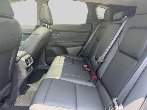 Used 2025 Nissan Murano SL AWD/4WD image 11