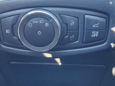 Used 2020 Ford Edge SEL w/ Convenience Package image 32