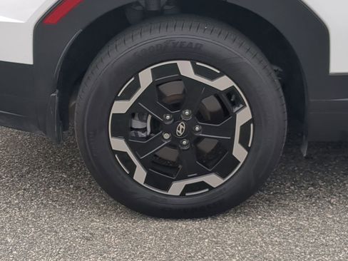 Used 2025 Hyundai Santa Fe SEL image 10