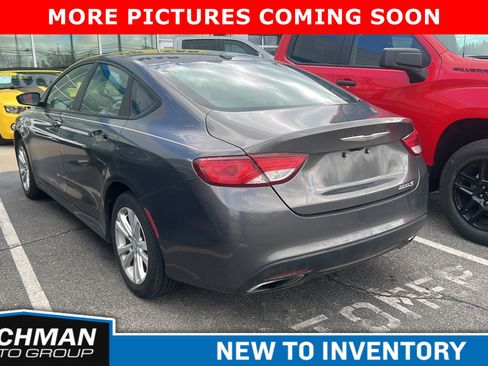Used 2015 Chrysler 200 S w/ Comfort Group image 5