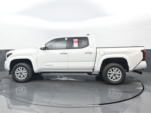 New 2026 Toyota Tacoma SR5 image 20