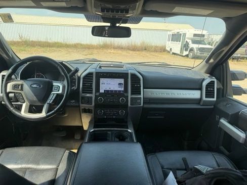 Used 2020 Ford F350 4x4 Crew Cab Super Duty image 2