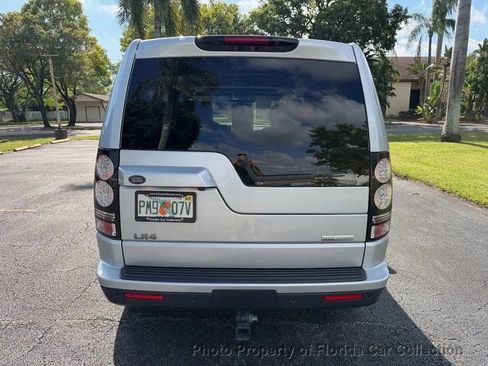 Used 2015 Land Rover LR4 HSE LUX image 14