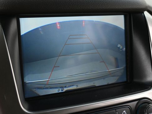 Used 2020 Chevrolet Tahoe Premier RWD image 17