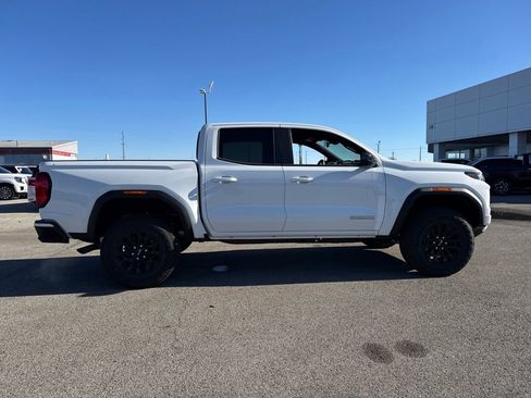 New 2026 GMC Canyon Elevation image 7