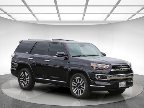 Used 2023 Toyota 4Runner Limited image 4