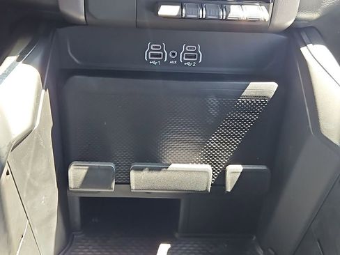 Certified 2025 RAM 1500 Tradesman AWD/4WD image 26