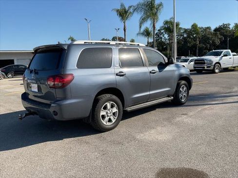 Used 2018 Toyota Sequoia SR5 image 18