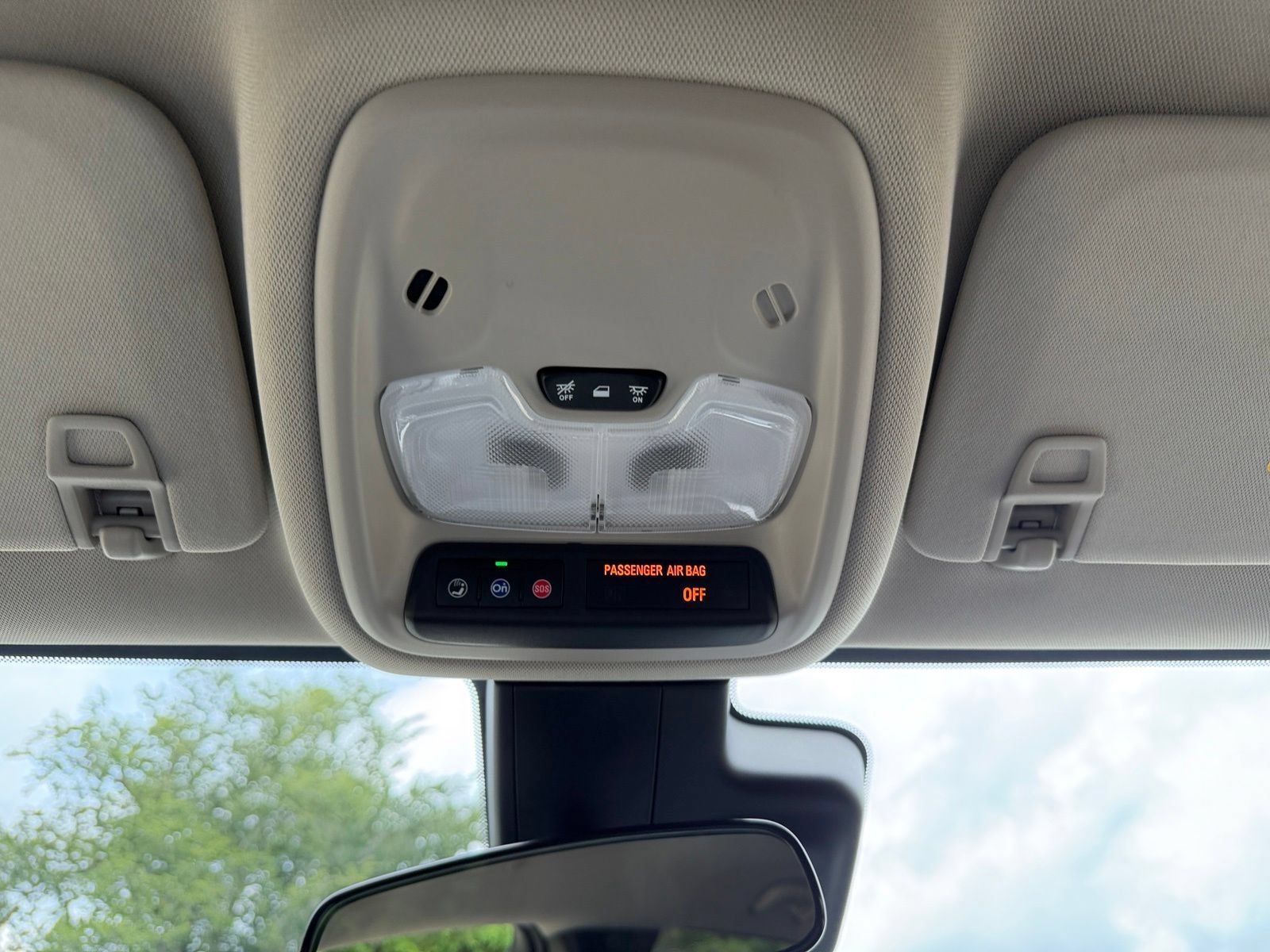 Used 2024 Buick Encore GX Preferred w/ Comfort Package FWD image 22