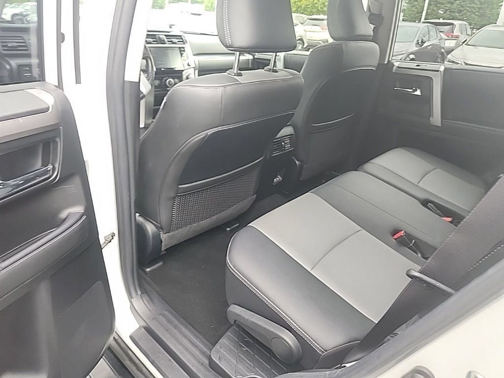 Used 2024 Toyota 4Runner SR5 Premium w/ Moonroof Package AWD/4WD image 25