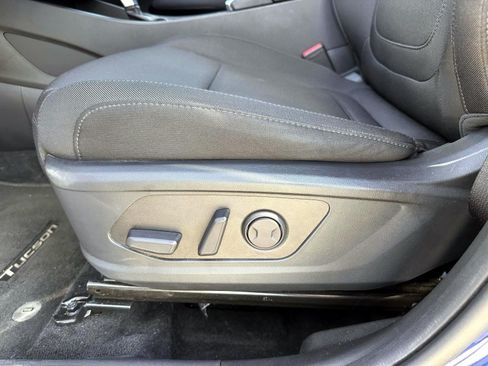 Used 2022 Hyundai Tucson SEL w/ Cargo Package AWD/4WD image 10