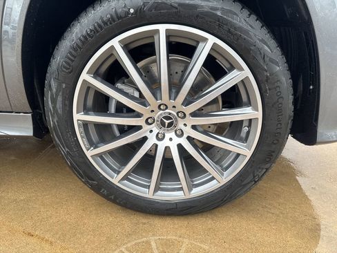 New 2025 Mercedes-Benz GLS 450 4MATIC image 8