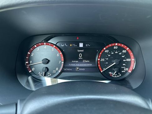 Used 2023 Nissan Frontier Pro-X w/ Technology Package RWD image 26