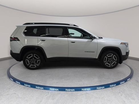 Used 2026 Jeep Cherokee Limited AWD/4WD image 5