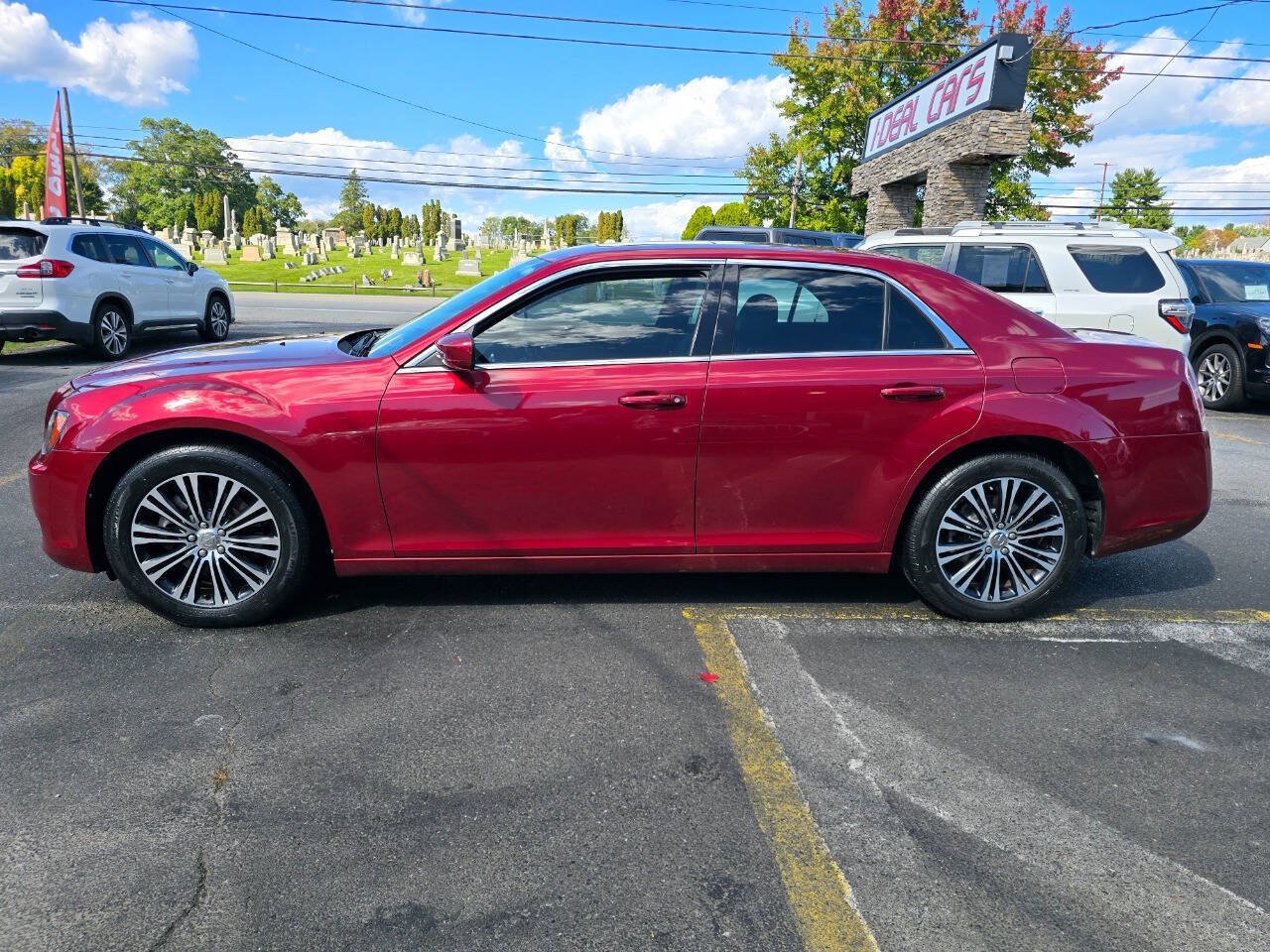 Used 2013 Chrysler 300 S AWD/4WD image 6