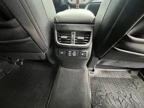 Used 2024 Subaru Outback Wilderness image 39