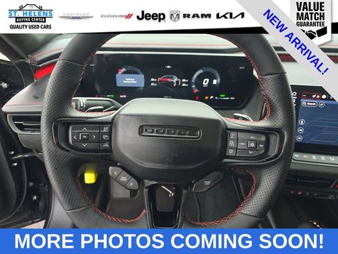 Used 2024 Dodge Charger Daytona Scat Pack w/ Plus Group AWD/4WD image 12