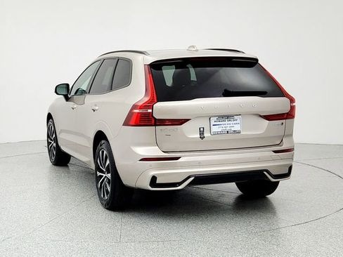 New 2025 Volvo XC60 B5 Core w/ Protection Package Premier image 6