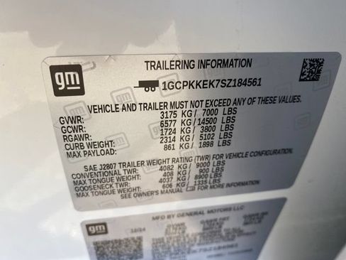 Certified 2025 Chevrolet Silverado 1500 LT AWD/4WD image 27