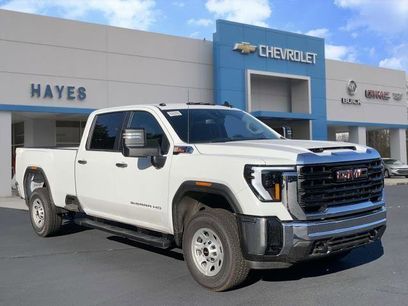 New 2024 GMC Sierra 2500 Pro w/ 1SA Pro Safety Plus Package