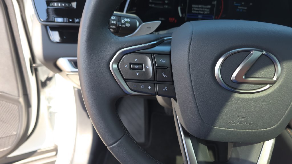 Used 2026 Lexus RX 350 FWD w/ Accessory Package (Z1) image 17