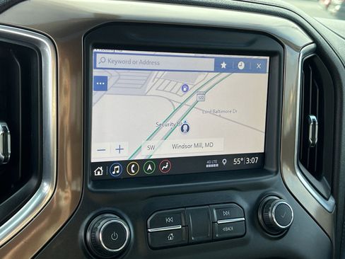 Used 2019 Chevrolet Silverado 1500 High Country w/ Z71 Off-Road Package image 20