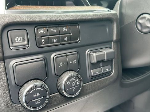 New 2025 Chevrolet Tahoe High Country image 15