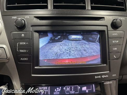 Used 2012 Toyota Prius V Three image 16