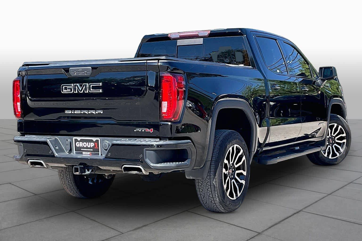 Used 2020 GMC Sierra 1500 AT4 w/ AT4 Premium Package AWD/4WD image 13
