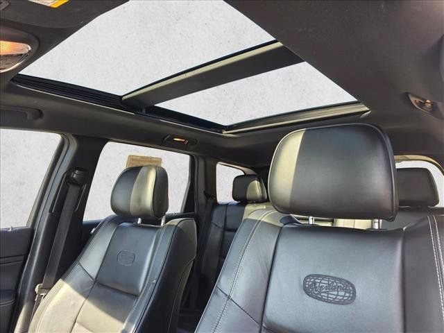Used 2014 Jeep Grand Cherokee Overland AWD/4WD image 25