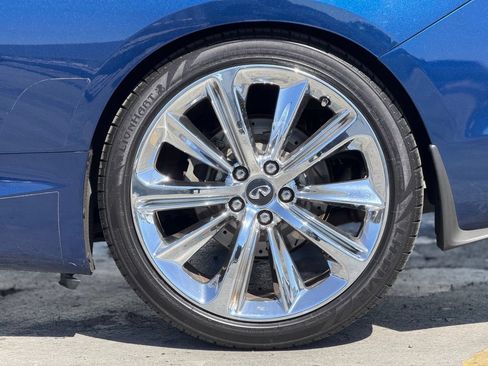 Used 2018 INFINITI Q60 3.0t Luxe w/ Sensory Package 3.0T Luxe RWD image 2