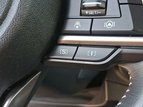 Used 2024 Subaru Forester Premium AWD/4WD image 27