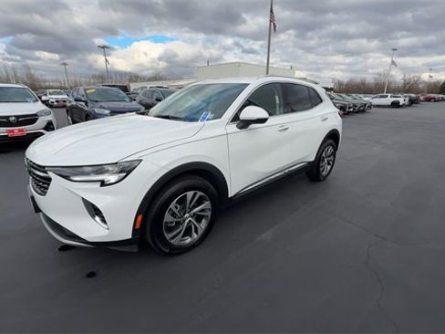 Used 2023 Buick Envision Essence image 4