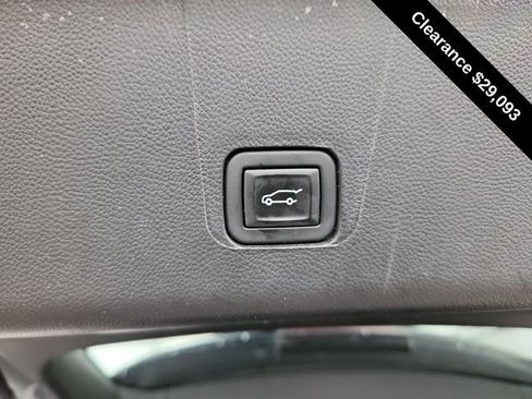 Used 2023 Chevrolet Traverse Premier w/ LPO, Floor Liner Package image 32
